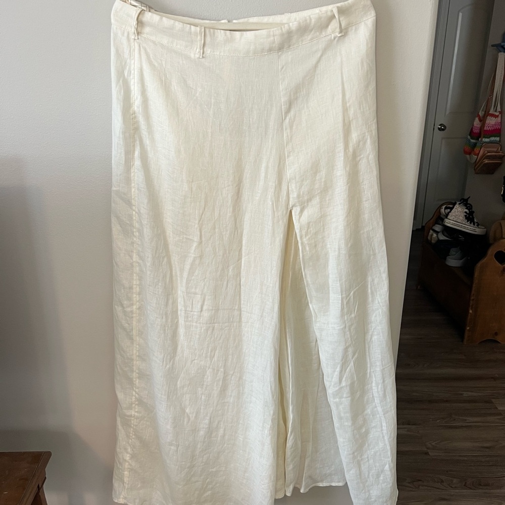Elegant Cream Skirt